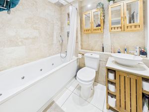 BATHROOM- click for photo gallery